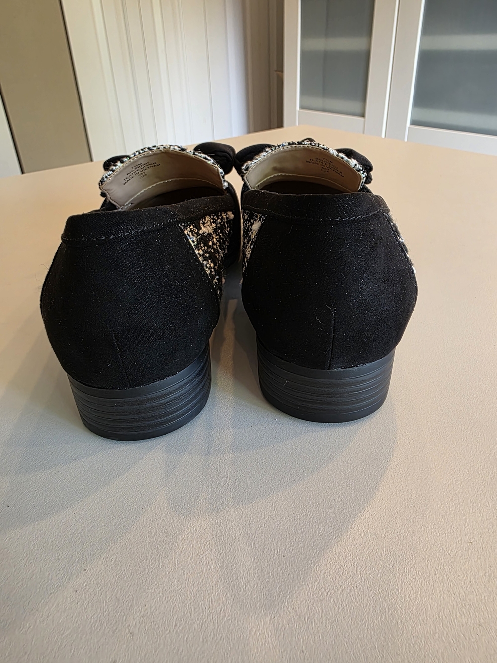 Bandolino Women's Lindio Bow Slip-On Tailored Loafers - Size 7.5 - Picture 5 of 6